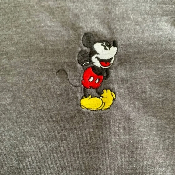 Disney women's XL Mickey crop top - Picture 2 of 3